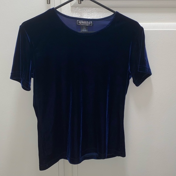 Women’s Impressions Blue Velvet T-shirt - Picture 4 of 4